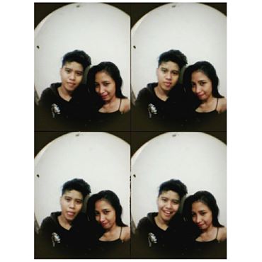 olipiaaaa's tweet image. Selfie sma anak yang sering ngambek ngak jelas :p haha