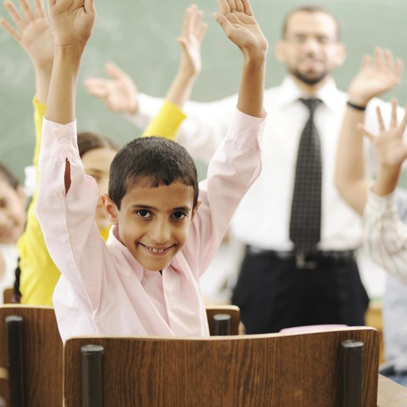 Lenovo_ME's tweet photo. #Gold4Good:@DubaiCares provides quality education to children in developing countries!Bid now. http://t.co/GMnzY5Co72 http://t.co/FwNqNlTKP4