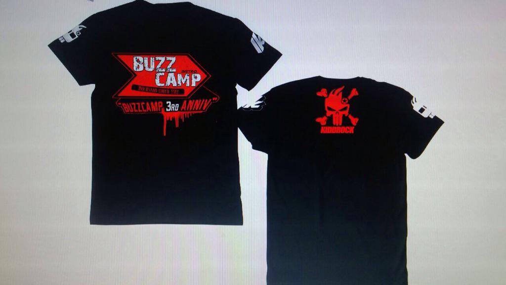 bulantogell's tweet photo. “@BUZZ_CAMP: Open Pre-order T-shirt 3rd Anniversary @BUZZ_CAMP cc:@cezicez http://t.co/frHj96uCmq” BUNGKUS!