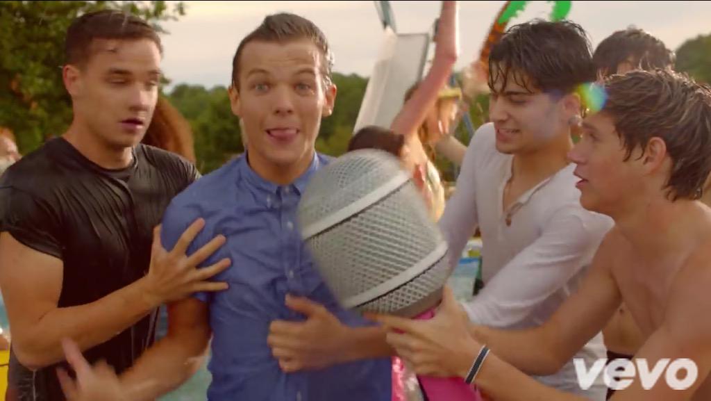 rinrindenwa2's tweet photo. 落とされるまでの Louisの

顔 😂😂😂😂💖💖💖

Niallまで 顔が 😂😂😂😂💖

I vote for #OneDirection #TheyerTheOne @radiodisney http://t.co/OTUriZCXJb