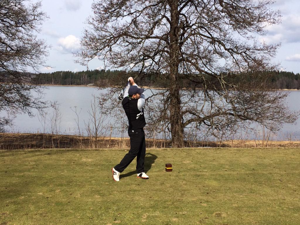 pejuah's tweet photo. .@Lauri_Kiuru #7thtee @Nordcenter http://t.co/8wG7s6Kx9J