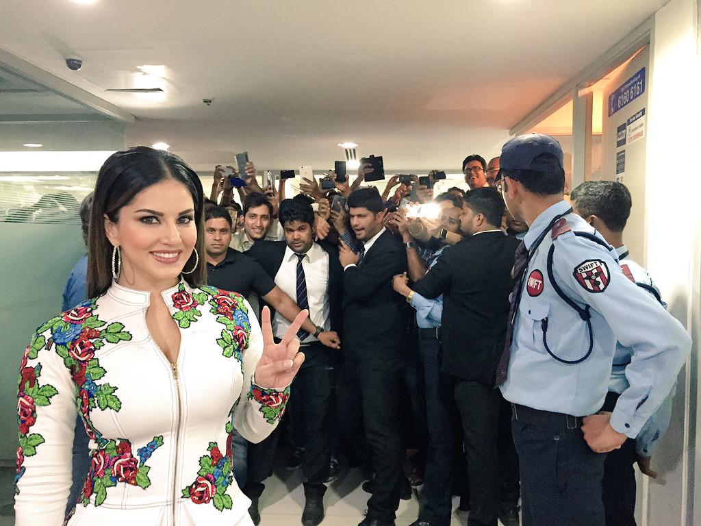 Embedded image permalink