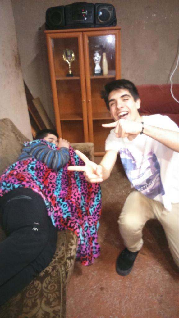 Azofra_'s tweet photo. Buena Semana Santa! http://t.co/vzscYf3ygW