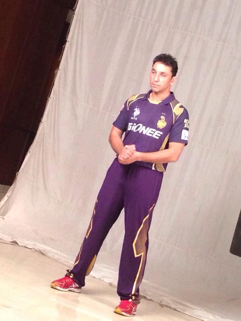 EbbaQ's tweet photo. @KKRiders this is my reason to be a #KKRazy fan ;) http://t.co/WaIwwI1aFG