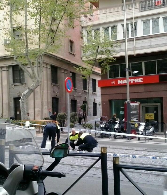 recordandojaen's tweet photo. El parking del tranvía cerrado. El @AytoJaen ha dado marcha atrás y regula algo obvio. Chapuza municipal. http://t.co/p4520Pobn8
