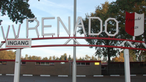 FRLactueel's tweet photo. Wedstrijd gestaakt vanwege dubbele beenbreuk http://t.co/tWO8nWPSbY #Sport #botsing #Renado #voetbal #VVGorredijk http://t.co/x1K39zU0q8