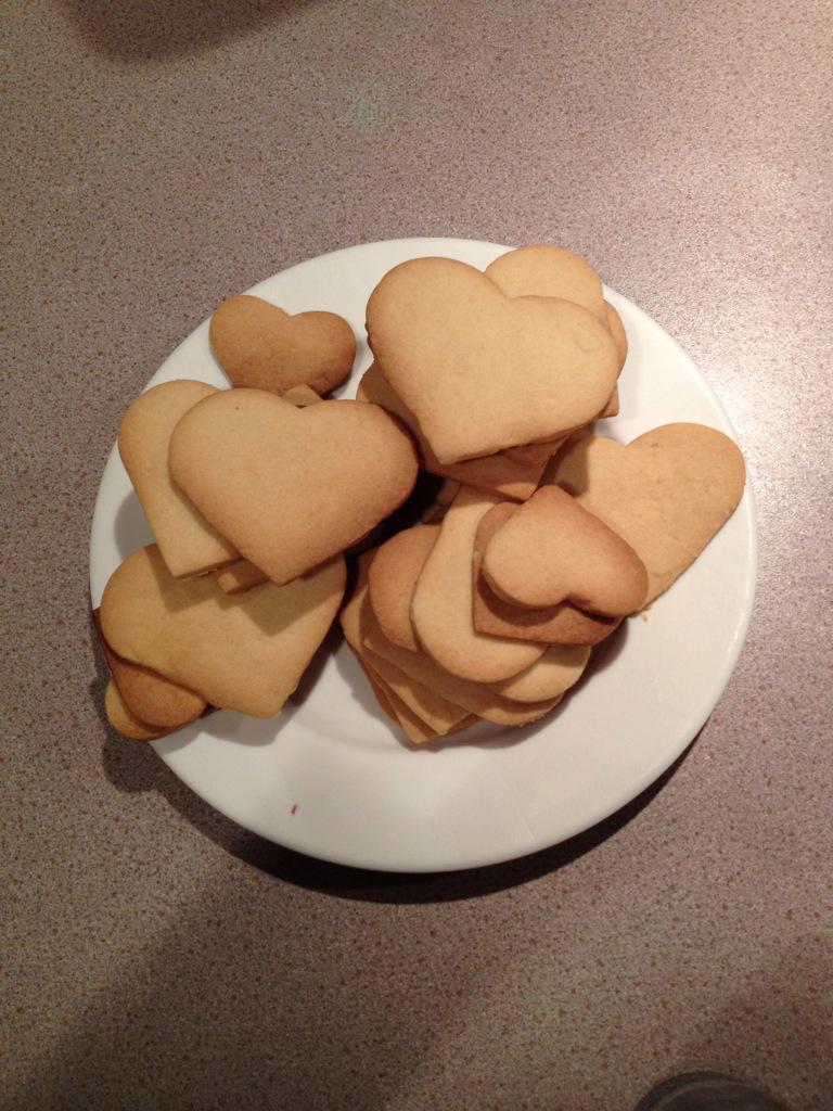 Obscureddd's tweet photo. Some biscuits I made last week, inspired by Fallen which will be at the @TronTheatre this week! #FallingForFallen http://t.co/DDq9QKDyEf