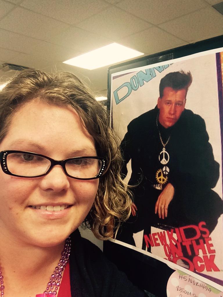 jennpickens's tweet photo. My cube decorated with my favorite NKOTB member @DonnieWahlberg this morning for my birthday! #stillablockhead http://t.co/8ny9373SY4