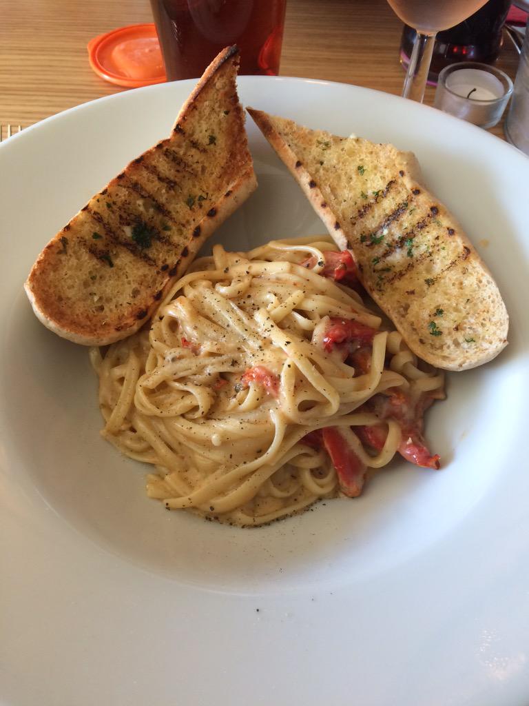 daddeeandco's tweet image. Lovely lunch @TheFoxatLyng 5*