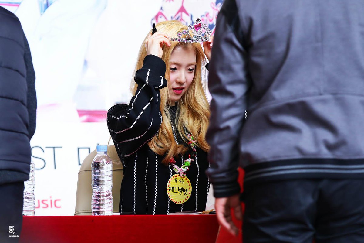 starlightbaby_'s tweet photo. 150328 pic up!
http://t.co/vEGWAOWBrE
난 알고있어~ 곧 트래픽이 터질거라는거를~♪ http://t.co/BosJCs6F6l