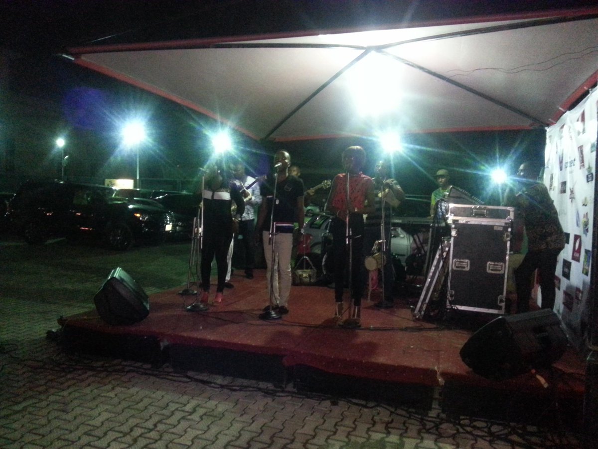 XovarLounge's tweet photo. #LetsGetInOn @ #XovarLounge today #RessurectionGrove with #JVibesBand @ #7pm.Buy #RemyMartins #VSOP get #2MixersFree. http://t.co/rz1O5iLND4