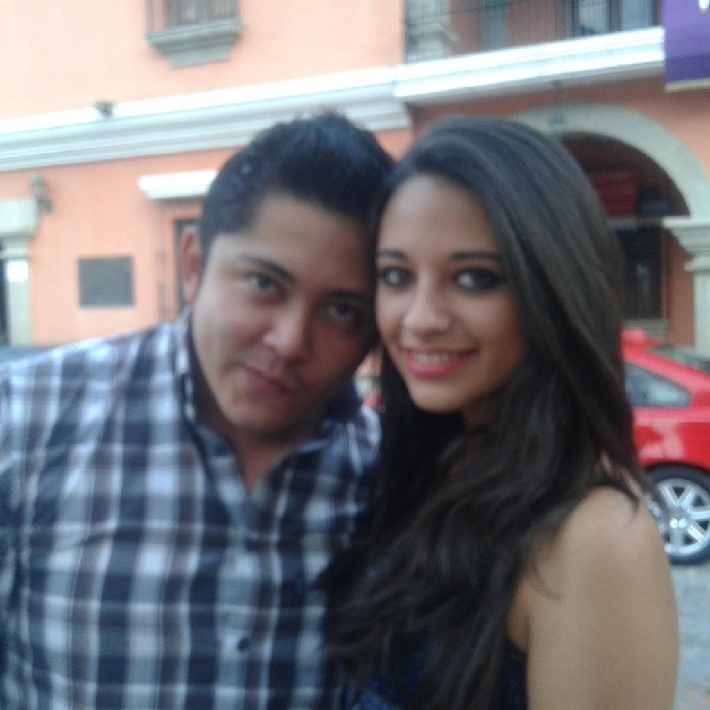 estaflaca_'s tweet photo. Mi novio mi mundo mi todo ♥ http://t.co/rX0u1jV7Iy