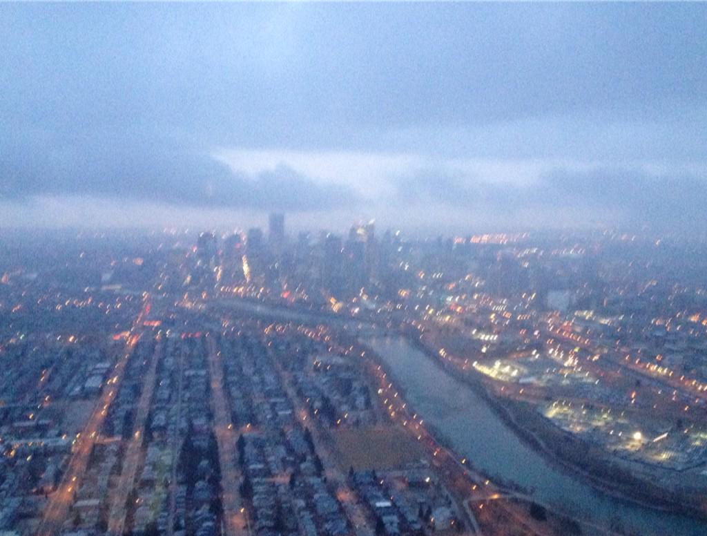 GabyRio_s's tweet photo. Our DTcore looking more like Gotham from the air this morning! #yyc #yyccore #globalone http://t.co/hG6cB0vmL2