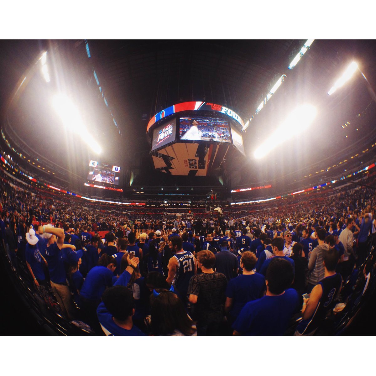 kuofsho's tweet photo. IT'S GAME DAY!!! Excited to be in the student section! #letsgoduke #cameroncrazies #DDMF #bleedblue http://t.co/UWNlJFYgXd