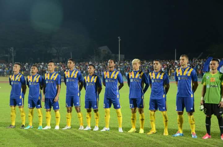 FCPenang's tweet photo. Penang FA had 10 clean sheets, the highest in #MPL2015 and also higher than any team in the MSL. (JDT - 9) 
http://t.co/iPPXBWLIOC