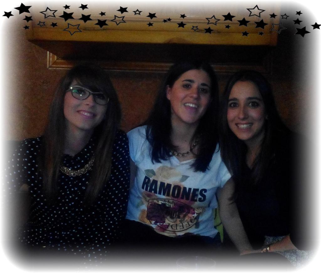 ArranzEstefania's tweet photo. Las tres! @cecigardon @merceacebesm http://t.co/gVSdOg3lvJ