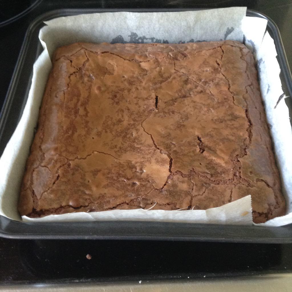 HackOrScrap's tweet photo. Beetroot brownies #baking http://t.co/ihWg1RyvoP