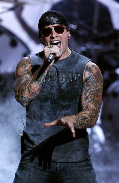 Amanda_SR_RP's tweet photo. My #MCM is and always will be my sexy Rockstar @Jacob_SR_RP. Missing you baby -pouts- http://t.co/ydFb7MNaCY