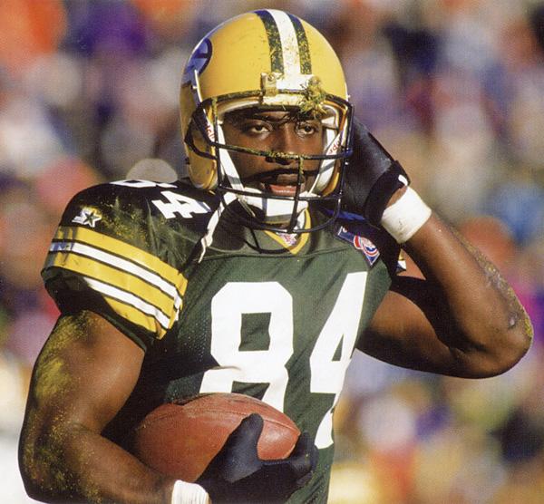 Happy 50th birthday today to former WR Sterling Sharpe 