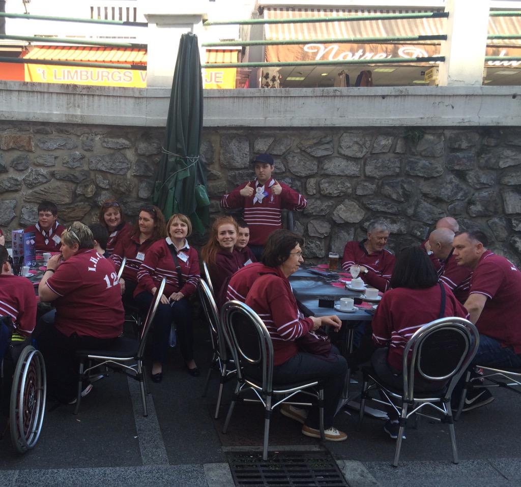 IPTirpiltrust's tweet photo. #group93 &amp; #group125 taking a break &amp; enjoying the Lourdes ☀️ #Lourdes2015 http://t.co/LN0LVGGt6B