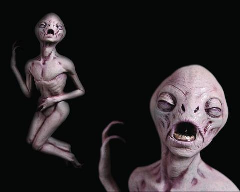 distortionsbiz's tweet photo. Our "Alien Death" #aliens #aliendeath #deadalien #distortions http://t.co/ehs28Y4nyY