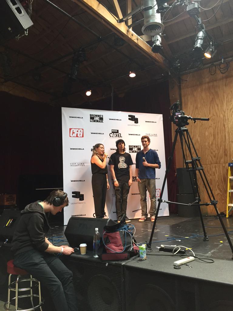 hannahrachelg's tweet photo. @brokechella press day with these weirdos @UmDotDot #BrokechellaPressDay #shiftyrhythms #umdotdot http://t.co/vaejtLDfsb