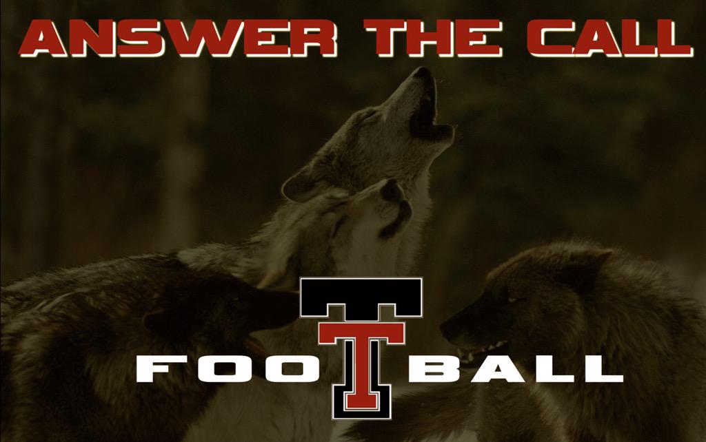 TualatinHSFB's tweet photo. It Monday and another great opportunity for a great week.   Get those work outs in. #Timberwolvesrevolution http://t.co/kctifv6gaa