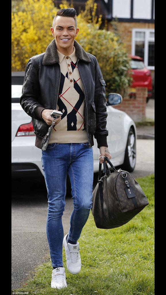 sportful's tweet photo. Filming the other day..
Jacket: @IL2L 
Polo: @FollowWestwood 
Jeans: @DIESEL http://t.co/gTJLUI3l57