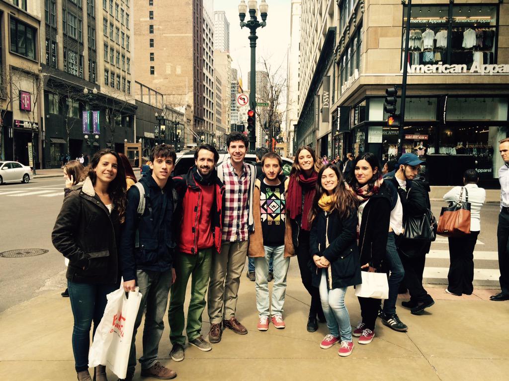 SofiaOlivaG's tweet photo. What if State st was made for pedestrian use only? (In the loop area) #iiturbanism http://t.co/IkM0SnAsp0
