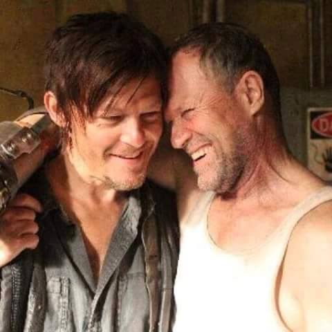  Happy Birthday Michael Rooker ! The Dixons 3 eva !! 