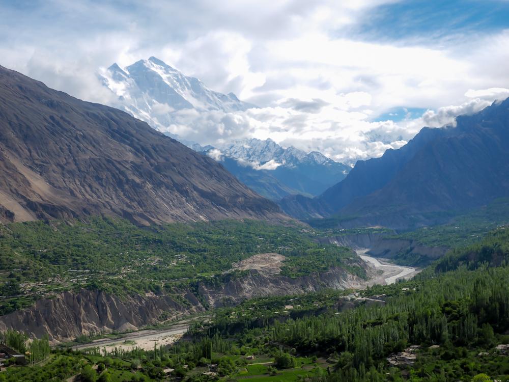 Carnet de voyage d'Eric Bonnem au Pakistan publié par Plume Voyage. Continuez à voyager... plumevoyage.fr/magazine/voyag…