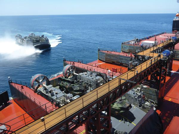 ForcesOperation's tweet photo. RT@Tom_Antonov Exercise 'Culebra Koa' will feature a mobile landing platform #Seabasing concept @NavyRecognition http://t.co/gpmfq2kuxW