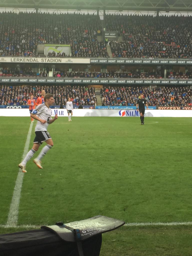 Nesten 20 000 og vi leder 2-0 ⚽️stor stemning på Lerkendal
