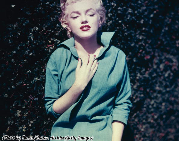 HistoryInPics's tweet photo. Monroe in green. http://t.co/429ppSKsZJ
