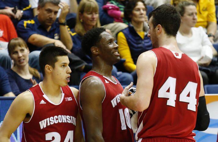 BadgerMBB's tweet photo. Together. #MakeEmBelieve http://t.co/54vZIG5L6O