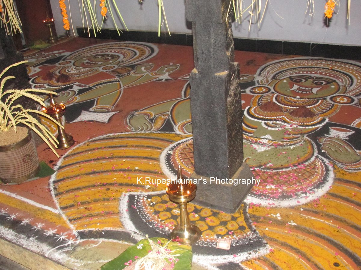 rupesh05312386's tweet photo. Theeyaattu Kalam.......The rare festival in Kerala.... http://t.co/ZbqhFxOTyL