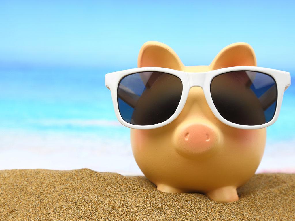 ustedguarda_B's tweet photo. Se acercan las #vacaciones, se presenta un tema importante: el gasto que implica un #viaje. http://t.co/bUYgTqOTwK http://t.co/hRkapz1zYx