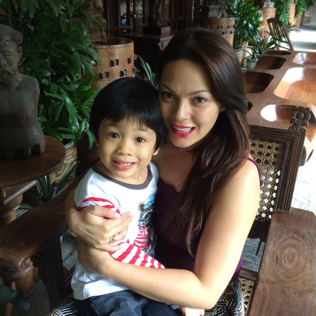 ChristineBBabao's tweet photo. HappyBday @kc_concepcion ! #30ShadesOfKace ! We Love You ! ❤️🎂🍷💋🎁 c yah soooner or latersss, babeh! http://t.co/CIPDlWZvnm