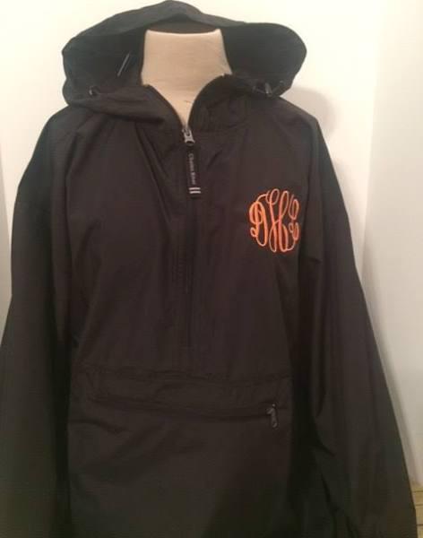 OhMyThreadsBT's tweet image. Just a few hours left to grab your Monogram Charles River rain coats! Unlined $35/ Lined $38! etsy.com/shop/OhMyThrea…