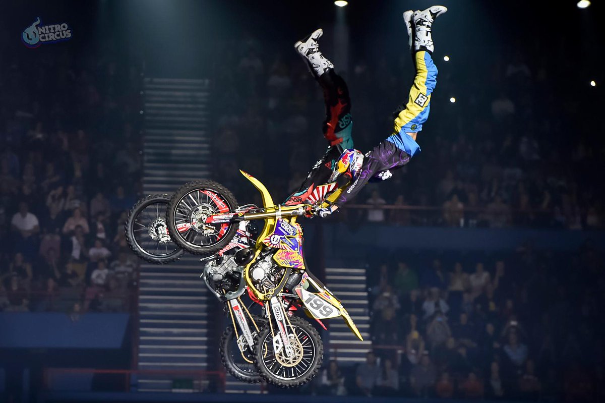Side by side. #NitroCircus