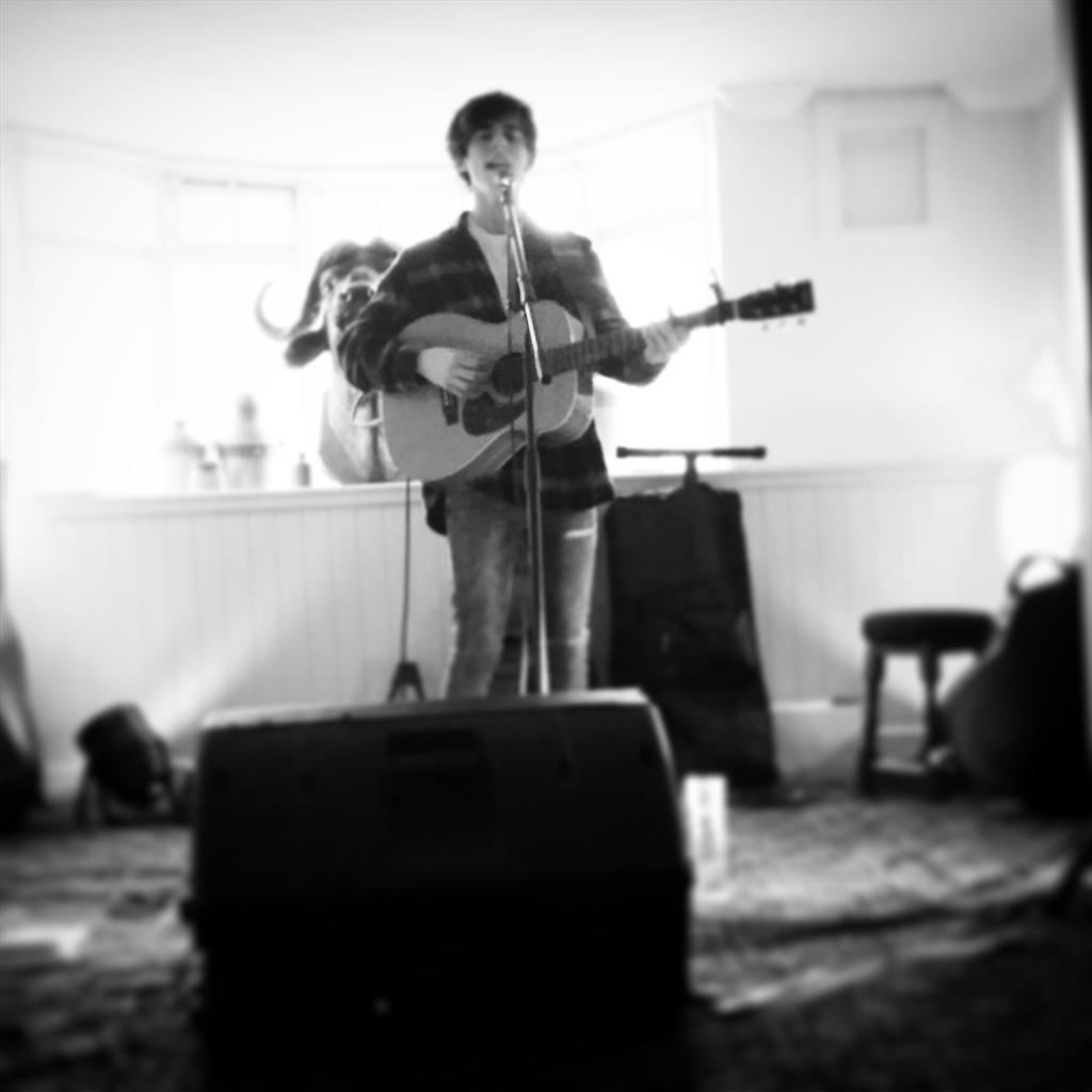 AwkwardSP's tweet photo. A great Open Mic In The Early Eve at TheBull Inn Clifton Ta to @JoeDolman96 &amp; all the acts it was special
#AwkwardSP http://t.co/6UgSUTGFmt