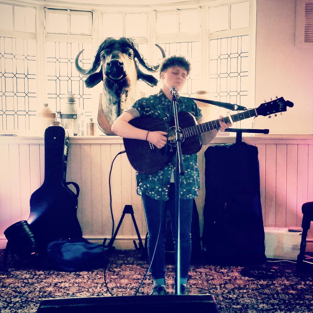 AwkwardSP's tweet photo. A great Open Mic In The Early Eve at TheBull Inn Clifton Ta to @JoeDolman96 &amp; all the acts it was special
#AwkwardSP http://t.co/6UgSUTGFmt