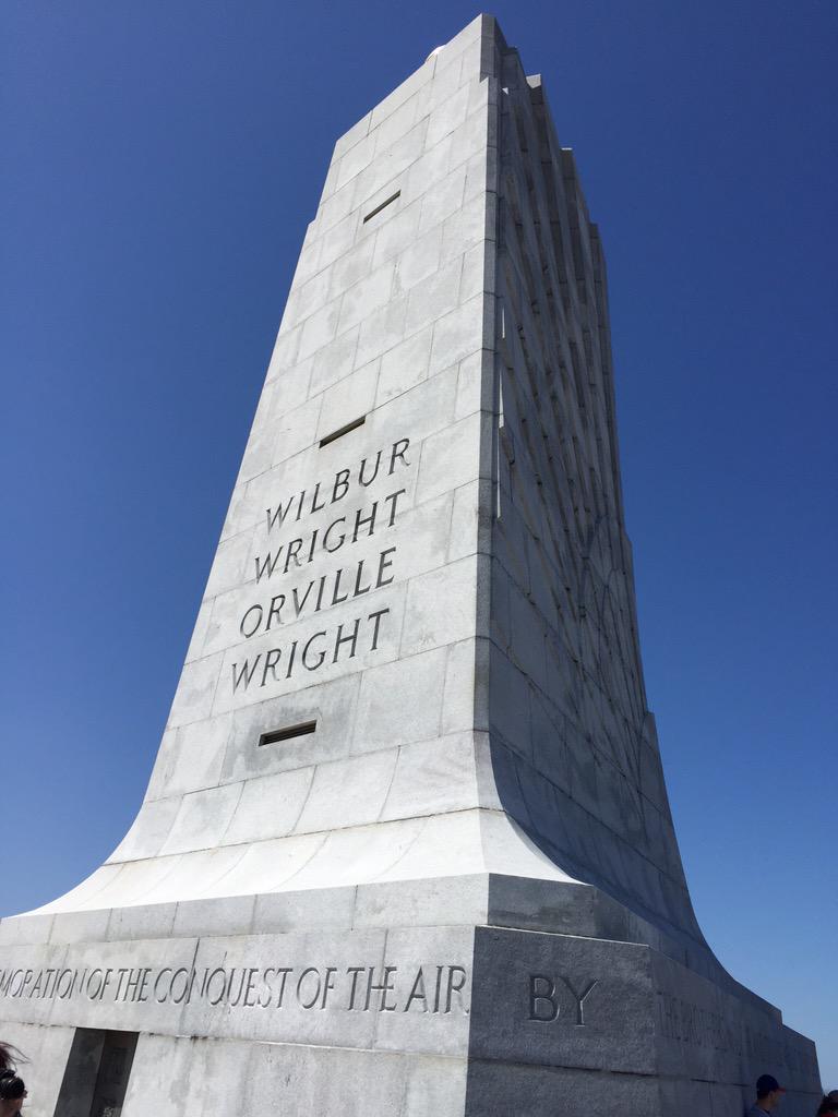 jenlchilds's tweet image. Beautiful day with the family…it was windy, but we made the climb! #springbreakOBX