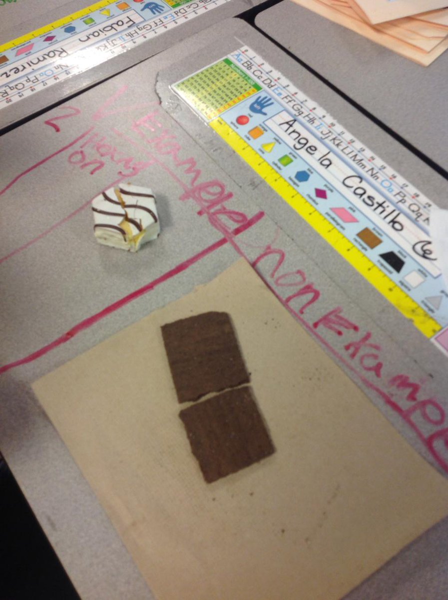 vanessastoltz's tweet photo. #hfsoars fun idea for halves &amp; fourths !!!!! Thanks 1st grade team!!!! http://t.co/GlzqA0jjC0