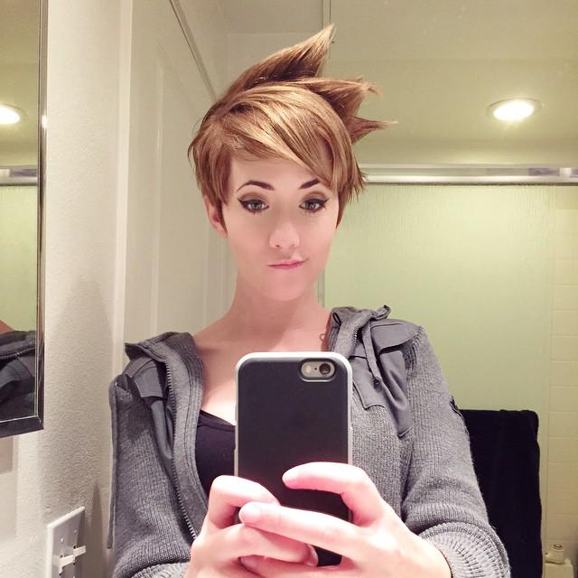 OverwatchGG on Twitter: "A wonderful Tracer haircut by 