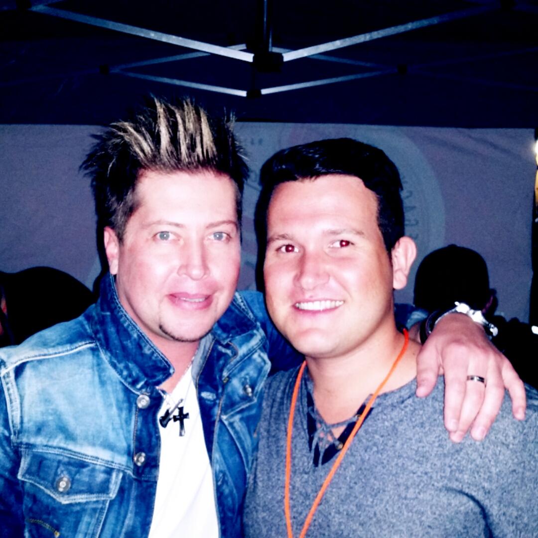 Francoissanger's tweet photo. @AbsaKKNK loop oop die jaar!Geniet dit baie! So lekker om almal weer te sien. @raydylanrocks @SmithPieter @_Talana_ http://t.co/kBrhJum0GL