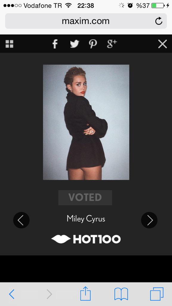 queenofaliiens's tweet photo. Vote for MILEY! @MileyCyrus #smilers #votemiley #voteformiley #myqueen http://t.co/0RITV06ziq