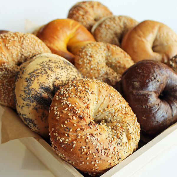 jillibeann0's tweet photo. My ACTUAL #missyoumonday #marpushweek @bread @bagels http://t.co/G95Y2a0rYO