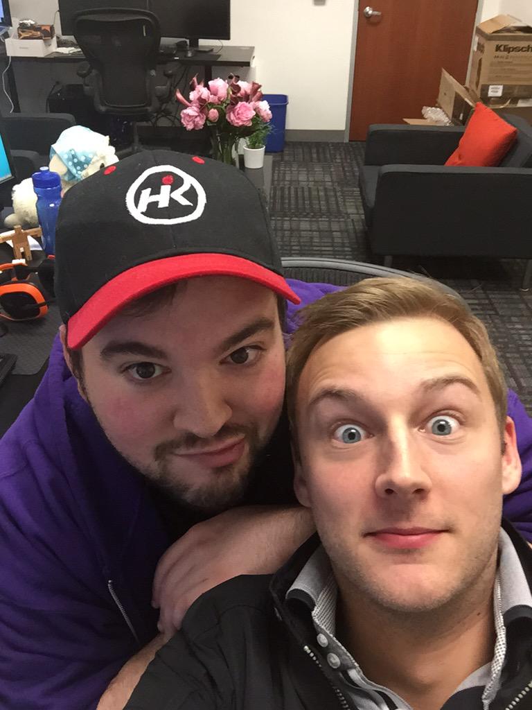 Fifflaren's tweet photo. Wait whaaaat?? I "accidentally" ran into my brother from another mother @HikoCS http://t.co/8MaR0DwN6F