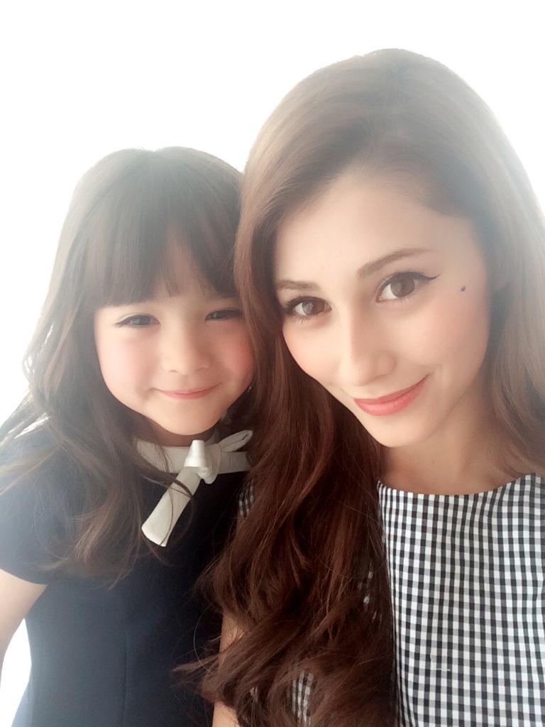 The_Darenogare's tweet photo. 今日は姪っ子と撮影一緒(((o(*ﾟ▽ﾟ*)o))) http://t.co/NCTG5kfehh
